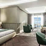 Grand Bristol 4*