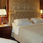 Szálloda Grand Bristol 4*