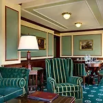 Grand Bristol 4*