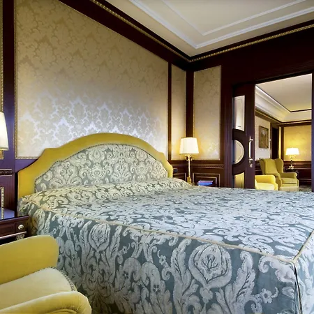 Grand Bristol Hotel 4*
