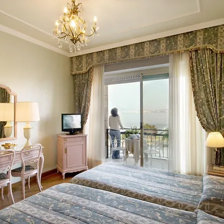 Grand Bristol Hotel
