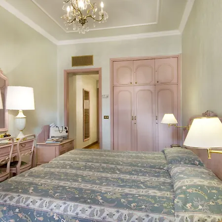 Grand Bristol Hotel