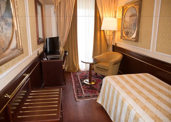 Grand Bristol Otel 4*