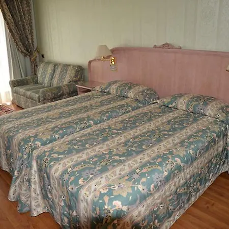 Hotel Grand Bristol