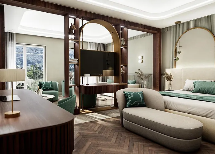 Hotell Grand Bristol 4*