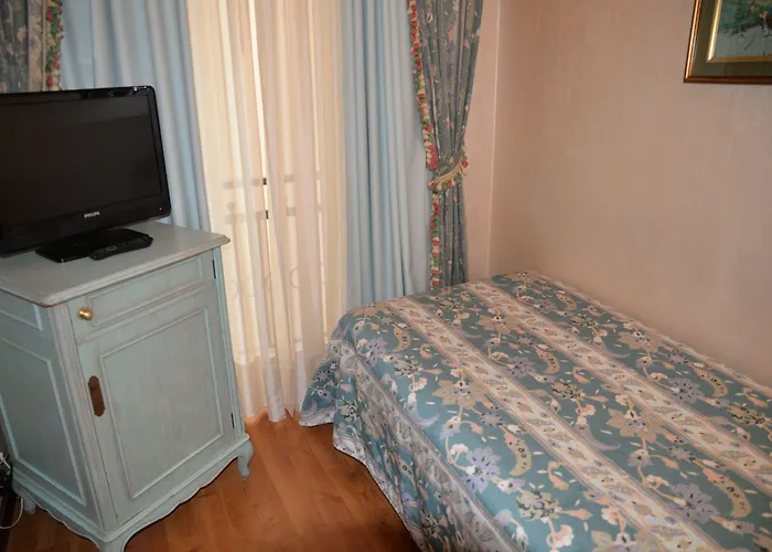 Grand Bristol Hotell 4*