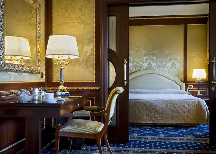 Grand Bristol Hotell